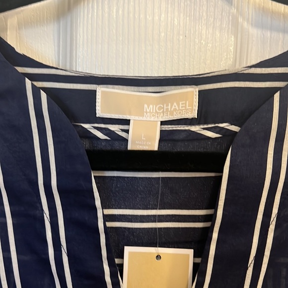 Michael by Michael Kors NWT size L navy and white strip v neck top w tie sleeve - Picture 2 of 8
